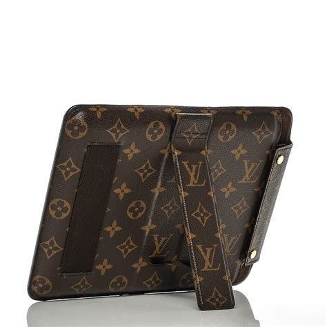 lv ipad cover.